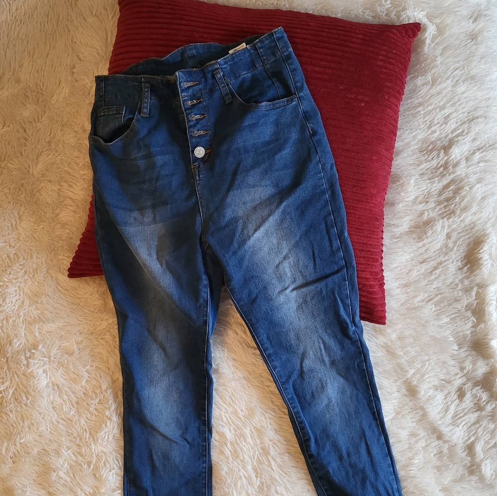 High-waisted Jeans